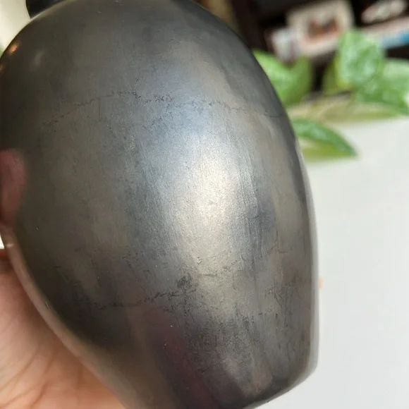 Vintage Black Ceramic Vase - Picture 5 of 9